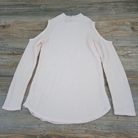 Cozy Knit Long Sleeve Cold Shoulder Cut Out Lightweight Sweater Top - Picture 9 of 10